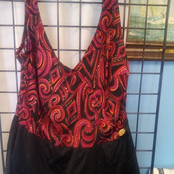 Catherines Size 32W Multicolored SwimDress Paisley with black EUC - Picture 2 of 6